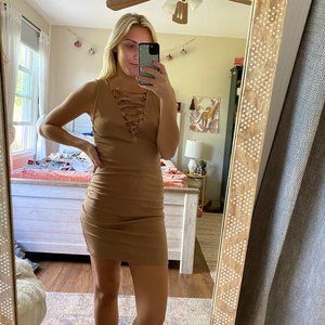 💖 3 for $35 Forever 21 Nude Lace Up V Neck Bodycon Mini Dress
